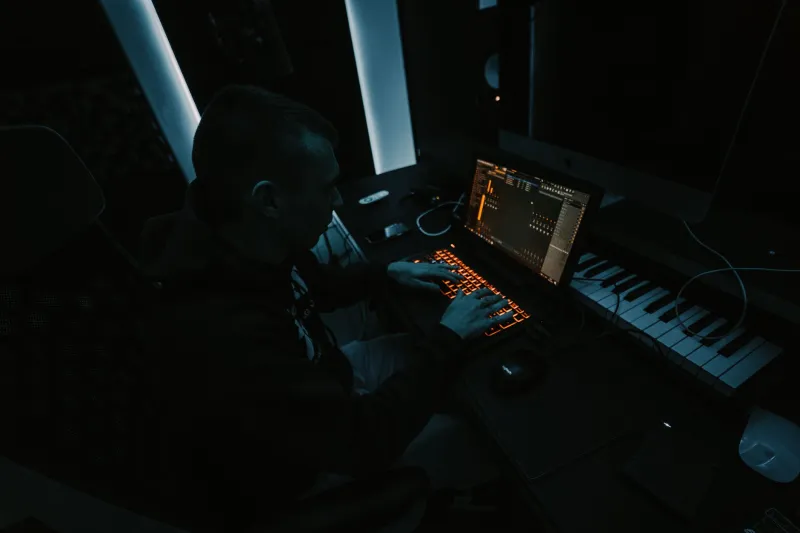 3 AM and the Whole World Is Listening: Nashville's Nocturnal Creatives Are Building a Global Studio Without Walls